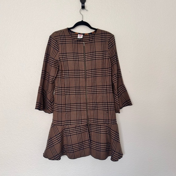 CAbi Jackets & Blazers - CAbi Brown Plaid Jacket with Flared Sleeves